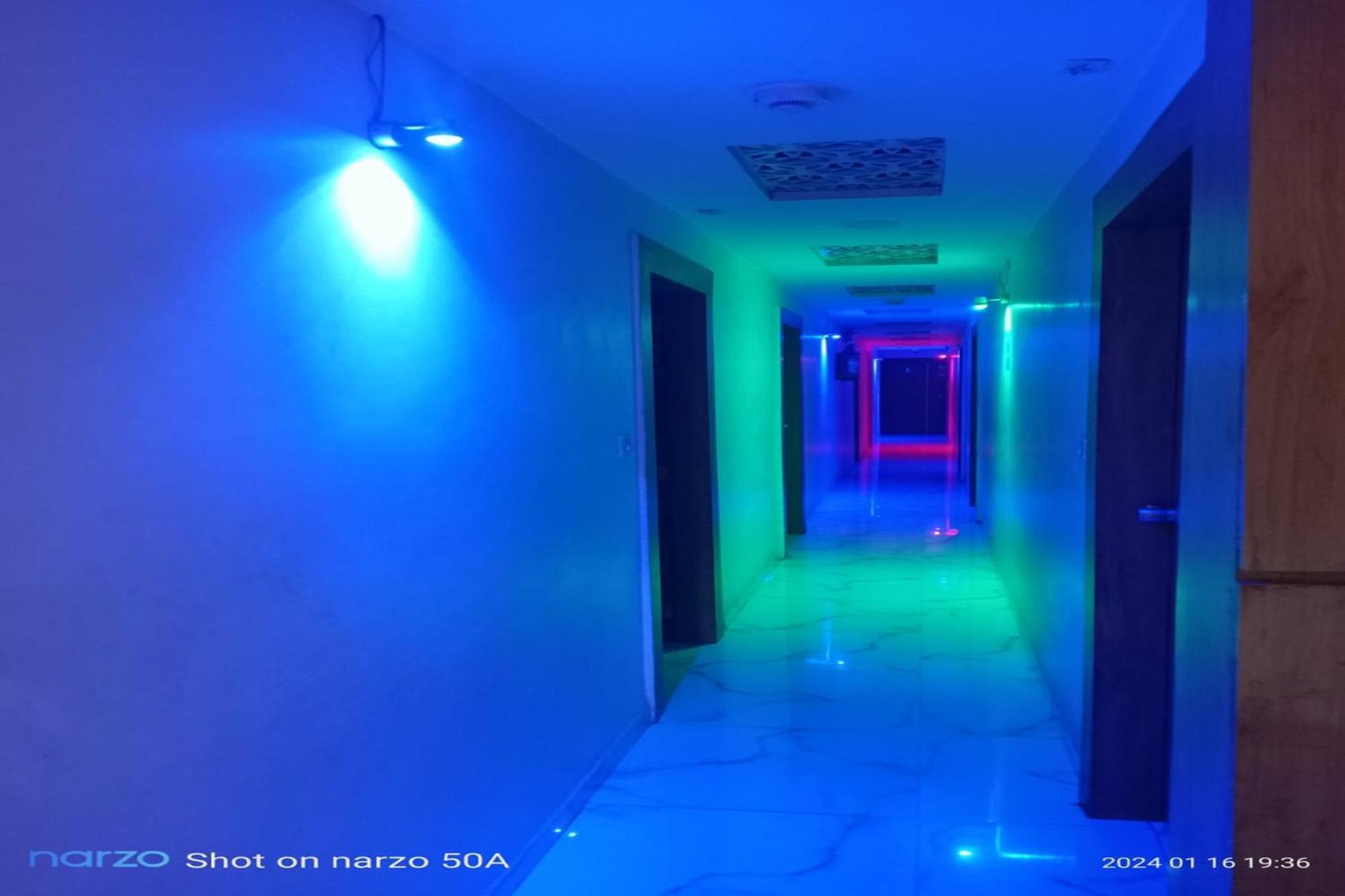 Hotel New Lake View Αχμπανταμπάντ Εξωτερικό φωτογραφία
